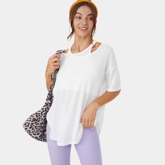 HALARA Relaxed Curved Hem Top SMALL - Picture 7 of 9